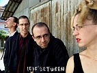 Ifif Between en concert