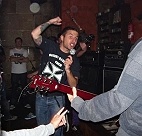 Truth through fight en concert