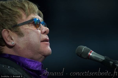 Elton John (Festival de Nîmes 2012) en concert