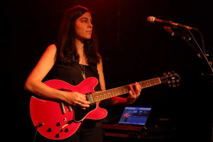 Nadine Khouri en concert
