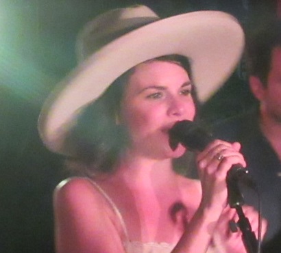 Jules Henriel, Johnny Barrel Country Band, Whitney Rose en concert