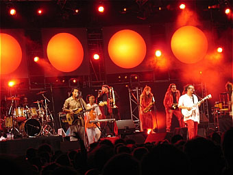 Sinsemilia + Misère et Cordes (Fiesta des Suds 2005) en concert