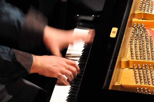 Bojan Z Piano Solo en concert