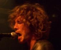 Dig Up Elvis (feat. Julien Dor&eacute;) en concert