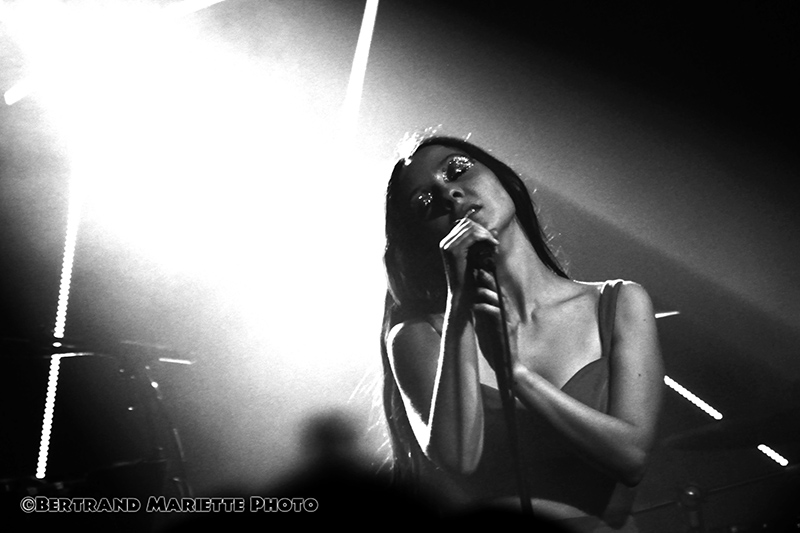 Minuit, Elisabeth Da pontce en concert