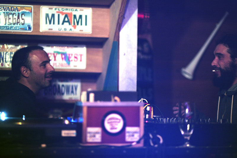 Shake the Bells1 : West InDub en concert