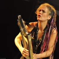 Deborah Henson-Conant en concert