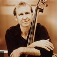 Drew Gress en concert