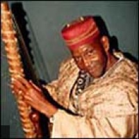 M'Bady Kouyat&eacute; en concert