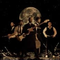 Bibi Tanga & the Selenites en concert