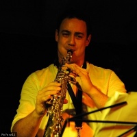 Yacine Boulares en concert