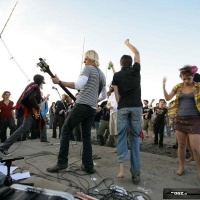 Cherry But No Cake en concert