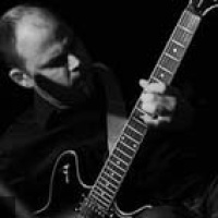 David Grubbs en concert