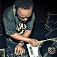 Dj Spinna en concert