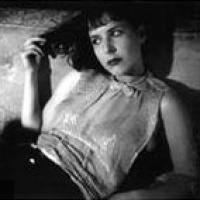 Eleni Mandell en concert