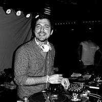 Emile Omar en concert