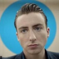 Eugene McGuinness en concert