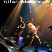 Genghis Tron en concert