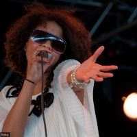 Gizelle Smith en concert