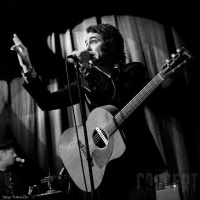 Heavy Trash en concert