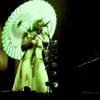 Lonely Drifter Karen en concert