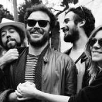 Little Joy en concert