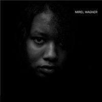 Mirel Wagner en concert