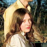 Molly Burch en concert