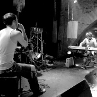 My Own Private Alaska en concert