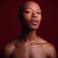 Nakhane en concert