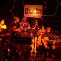 Outch Men Orchestra en concert