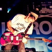 Serena Maneesh en concert