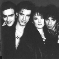 T&eacute;l&eacute;phone en concert