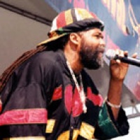 Tony Rebel en concert