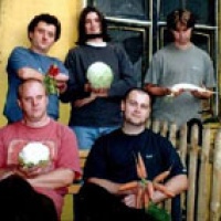 Uz Jsme Doma en concert