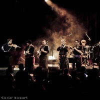 Taraf D&eacute;kal&eacute; en concert