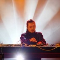 Wang Lei en concert