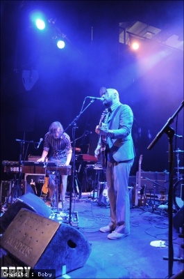 1 - Wave Machines - Boby